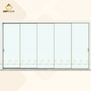 Phối cảnh 3D của hệ cửa lùa slim 5 cánh, thể hiện khả năng mở rộng không gian vượt trội.
