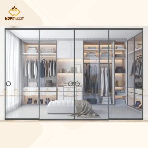 Hệ cửa lùa slim 4 cánh làm cửa cho phòng thay đồ (walk-in closet) sang trọng.