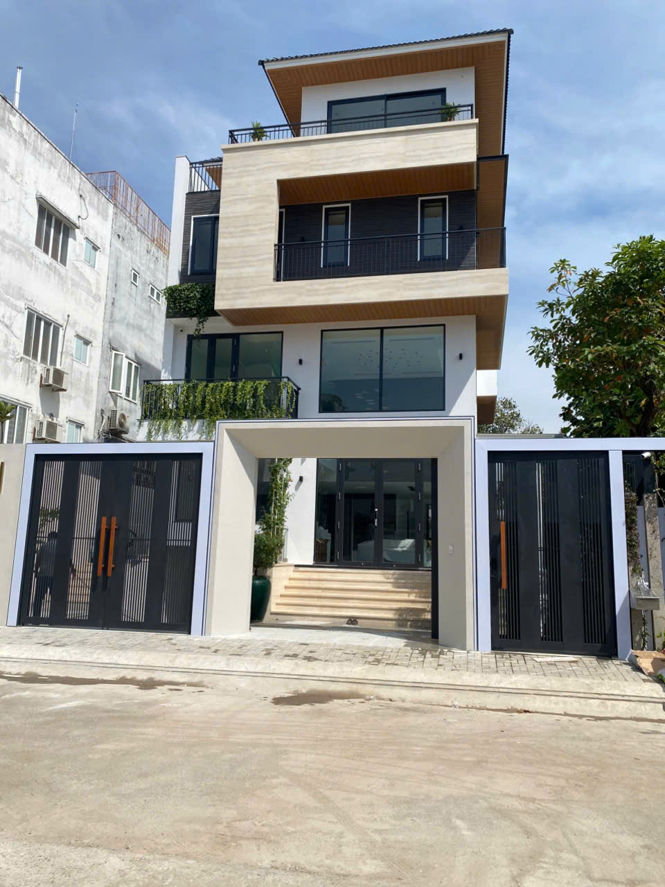 thi công nhôm kính biệt thự